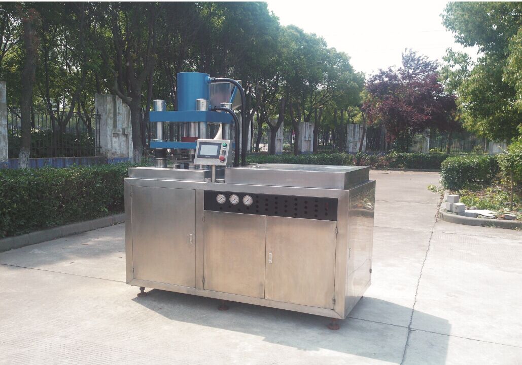 ����Һ����Ƭ�C(j��)150����Ƭ�C(j��)